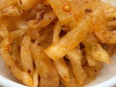 洗澡泡菜-胡成记口蘑龙眼包子(盐道街店)