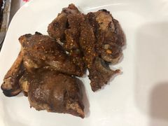 招财猪手-元坊珲春无烟串城(北海路店)