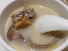 -煲王粤菜餐厅(中侨中心店)