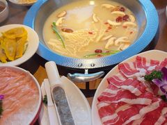 -小媳妇重庆火锅(海莲路店)