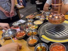 -GOGIYA·咕叽吖韩国传统烤肉店(东方新天地店)