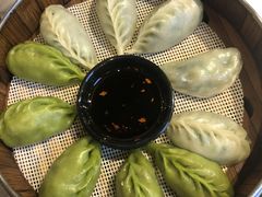 -墨居上隐·院子里火锅(峨眉店)