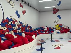 -北京时代美术馆-Hello Kitty Cosmos 光影特展-北京站