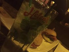 -Helens海伦司小酒馆(津湾广场店)