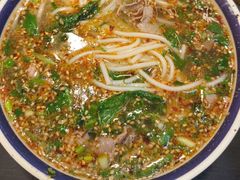 -云阿蛮云南生烫牛肉米线(奉贤路店)