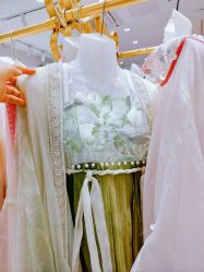 -梦回汉唐汉服旗袍体验馆(拙政园店)