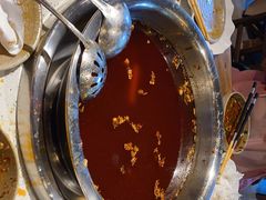 -肖肖酸萝卜鱼火锅(总店)