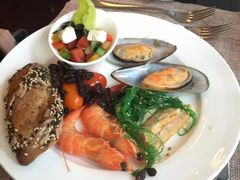 -圣丰索菲特·2 On 988 Café 自助餐厅