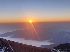 -牛背山