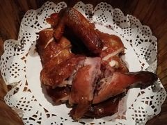 胡桃里招牌烤鸡-胡桃里乐队酒馆(鎏嘉码头店)