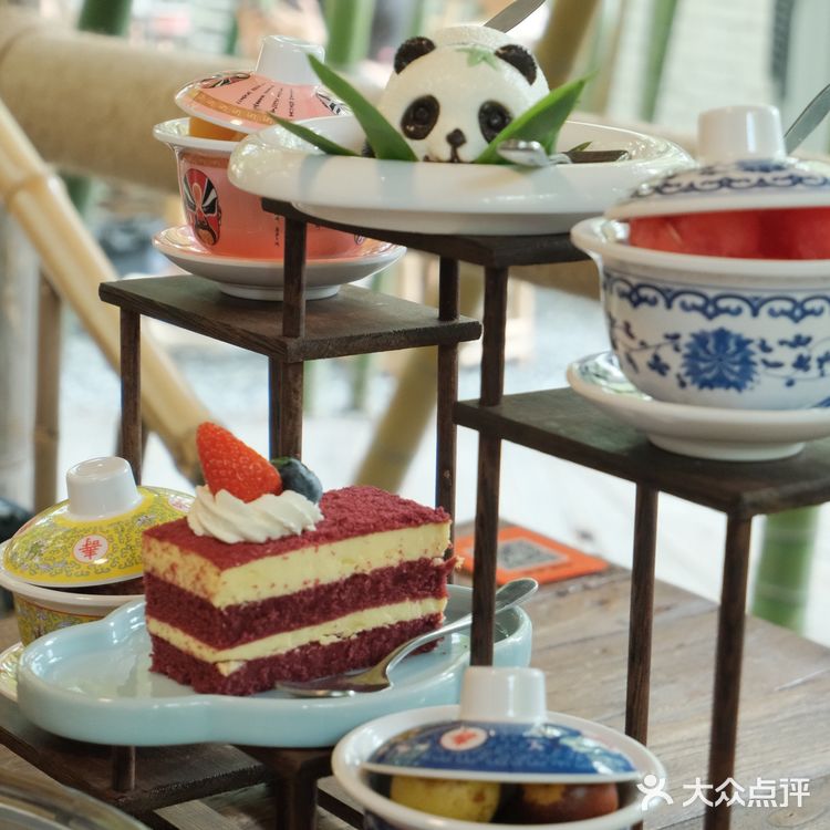 成都的这家茶铺🍵，周末居然要排几十桌，人气火爆为什么[胜利]