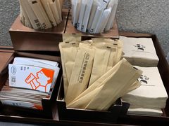 -喜茶(北京华贸购物中心店)