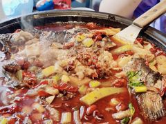 -辣尚瘾·烤鱼·新川菜(交大直营店)