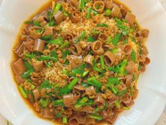 -巧克力渔家.小船海鲜胶东菜(万平口店)