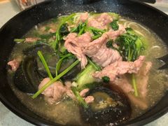 豬潤牛肉皮蛋芫茜米粉-华嫂冰室(尖沙咀店)