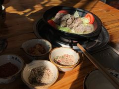 -阿婆情腊排骨火锅(金虹路店)