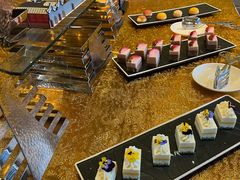 -大中华希尔顿酒店-念自助餐·嗨啤·小龙虾