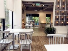 -RGF(巨鹿路店)
