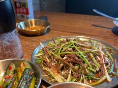 -鑫釜山海鲜烧烤(鑫丰国际店)