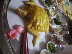 -食德喜·阳山鸡王食研基地