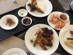 -东方红海鲜百汇(国际大厦店)