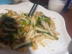 -魏铭鱼头捞饭(晋阳路店)