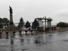 -人民防洪胜利纪念塔