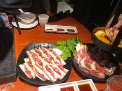-山之屋炭火烧肉·生啤畅饮(大朗万科中央公园店)