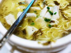 黄鱼煨面-顺风海鲜港(长寿路店)
