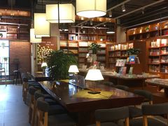 -博览书店(越秀悦汇天地店)