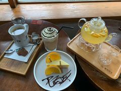 -雕刻时光咖啡馆(南院门店)