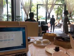 靠窗位-悦湖公馆