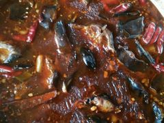刚炖好的鱼-柳沟豆腐宴69号福豆堂