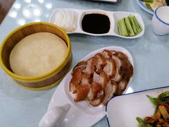 -六和聚传统烤鸭.天津菜(和平店)