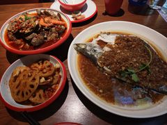 -老闵田螺馆·南昌市井菜·特色小吃(总店)