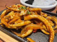铁板秘制鱿鱼脚-小川洋风料理(大悦城店)