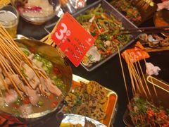 -何师烧烤Pro ·江湖川菜·小龙虾·精酿(太古里旗舰店)