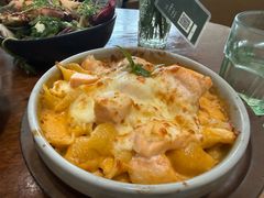 菠菜三文鱼意面-O'mills Sourdough Bakery&Bistro(永嘉路店)