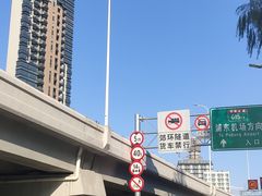 -吴淞口国际邮轮码头-停车场