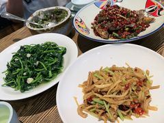 -佬湘楼·27年湘菜(天河都市广场店)