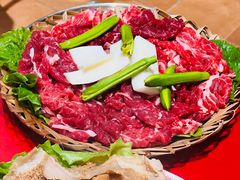 8两鲜肉（偏瘦）-潮汕·草根牛肉档(城市集市上海荟聚店)