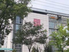 -石景山区图书馆(八角南路)