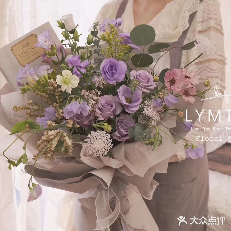 深圳花艺工作室/深圳花店/深圳订花/深圳花礼/女神节