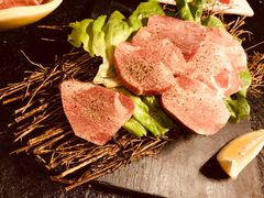 -虎焱炭火烧肉