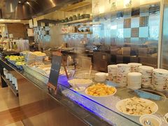 -圣丰索菲特·2 On 988 Café 自助餐厅