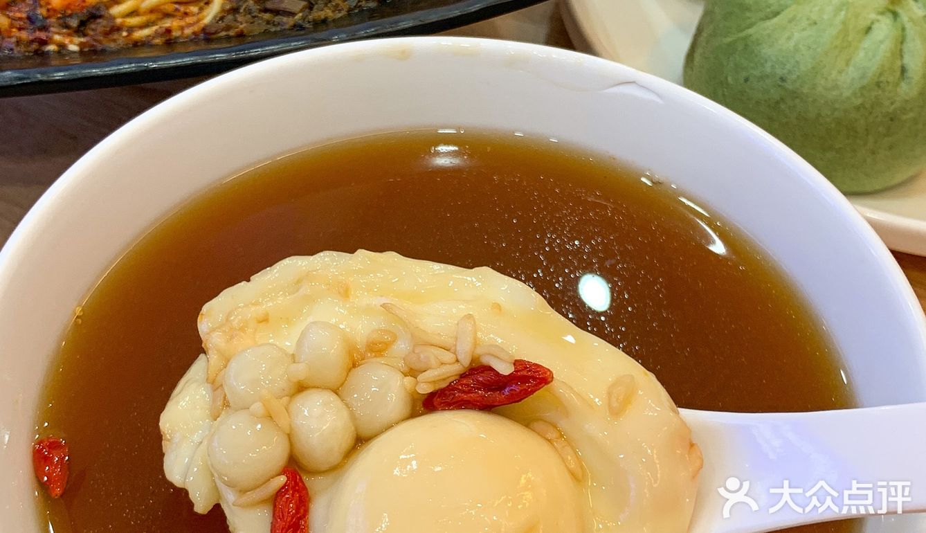 就是它！！我心心念念的漏油包子！