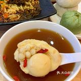 就是它！！我心心念念的漏油包子！