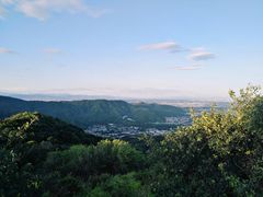 -鬼笑石后山停车场