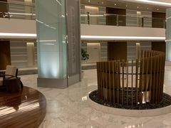 -上海滴水湖皇冠假日酒店