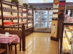 -红宝石·鲜奶小方·海派西点房(丰庄店)